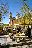 Bastia, Piazza Hotel de Ville ora piazza dei mercati