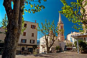 Calvi - La citt bassa, con il campanile della chiesa di S. Maria Maggiore.