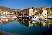 Cap Corse. Centuri Port. Punto di arrivo del Sentiero dei Doganieri. 