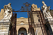 The cathedral of Cefal - The gates of the churchyard. 