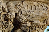 The cathedral of Cefal - The cloister. Capitals of the south side: Noah's Ark. 