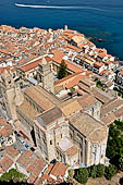 The cathedral of Cefal seen from the Rocca. 