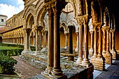 Monreale Cattedrale di Santa Maria Nuova. Il piccolo recinto nellangolo meridionale del chiostro. 