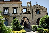 Randazzo - via degli Archi with by the side the church Santa Maria della Volta (XIV c). 