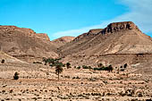 Il panorama dalla strada per Chenini