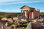 Dougga, il Capitolium. 