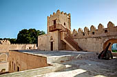 Sfax, la kasbah. Sulla terrazza ai piedi della piccola torre. 