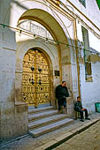 Tunisi, la medina, rue jemaa zitouna. 