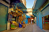 Tunisi, la medina, rue jemaa zitouna. 