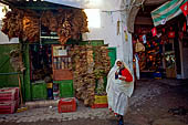 Tunisi, la medina, souk el belat. 