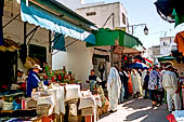 Tunisi, la medina, souk el belat. 