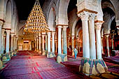 Kairouan, la grande moschea. La sala di preghiera. 