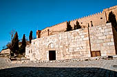 Le Kef, l'ingresso della basilica ai piedi della Kasbah.