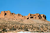 Ksar Megalba, antico granaio fortificato oggi in rovina. 