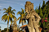 The Bale Kambang, Floating Pavilion, Kerta Gosa complex, Semarapura, Klungkung, Bali. Sculptural decorations. 