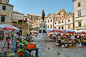 Dubrovnik, il mercato del mattino