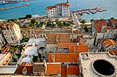 Spalato, Palazzo di Diocleziano, dal campanile della cattedrale si osserva la parte meridionale del complesso con il criptoportico che si affaccia sul mare.