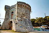 Trogir, la tonda torre di S. Marco, del 1470.