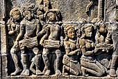 Borobudur reliefs - First Gallery, Northern side - Panel 83. 