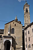 Bergamo Alta - Santa Maria Maggiore, la facciata meridionale col protiro. 