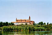 Il Santuario di S. Maria in localit Grazie.