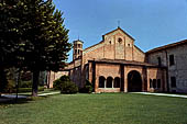 Nel Parco dell'Adda Sud. Abbadia Cerreto con la splendida abbazia dei Santi Pietro e Paolo. 