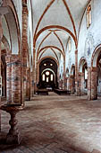 Nel Parco dell'Adda Sud. Abbadia Cerreto con la splendida abbazia dei Santi Pietro e Paolo. 