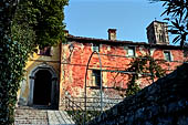 Lago di Como - Chiesa di S. Maria Maddalena a Ospedaletto (Ossuccio), l'antico Hospitalis. 