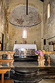 Lago di Como - Chiesa di S. Maria Maddalena a Ospedaletto (Ossuccio), l'abside. 