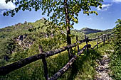 Orobie occidentali. La traversata dalla Val Taleggio ai piani di Artavaggio in Valsassina.