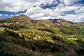 Orobie occidentali. La traversata dalla Val Taleggio ai piani di Artavaggio in Valsassina.