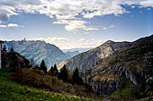 Orobie occidentali. La traversata dalla Val Taleggio ai piani di Artavaggio in Valsassina.