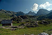 Orobie - Il pizzo del Diavolo di Tenda dal Rifugio Calvi