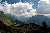 Orobie - Dal Passo della Portula verso la testata della val Seriana, si noti il Monte vigna Soliva sulla destra.