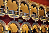 Merida - the Plaza Principal, Palacio Municipal 