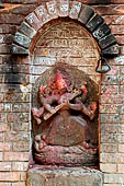 Bhaktapur - the road that from Taumadhi Tole leads to Tachupal Tole. Durga niche