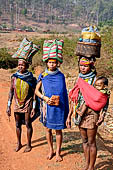 Orissa Koraput district - People of the Bonda tribe at the Ankadeli marketplace.