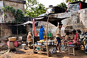 Orissa - Bhubaneswar, pilgrims, mendicants and colourful stalls near Lingaraja.