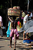 Orissa - Bhubaneswar, pilgrims, mendicants and colourful stalls near Lingaraja.