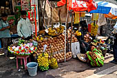 Orissa - Bhubaneswar, pilgrims, mendicants and colourful stalls near Lingaraja.