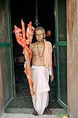 Orissa - Bhubaneswar, Brahmesvara temple. The temple Brahmin.