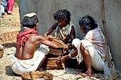 Orissa Rayagada district - people of the Dongria Kondh tribe at the Chatikona market.