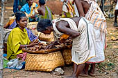 Orissa Rayagada district - people of the Dongria Kondh tribe at the Chatikona market.