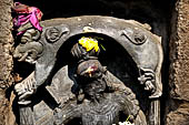 Hirapur - the Sixtyfour Yoginis Temple, head detail of Chamunda Yogini n 56 (clockwise).