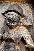 Hirapur - the Sixtyfour Yoginis Temple, head detail of Yogini n 36 (clockwise).