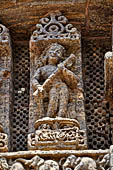 Orissa - Konarak - The Sun Temple, the hall of offerings (bhoga mandapa) also called nata-mandir (hall of dancers) because of the multitude of carvings of musicians and dancers 