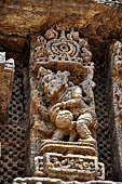 Orissa - Konarak - The Sun Temple, the hall of offerings (bhoga mandapa) also called nata-mandir (hall of dancers) because of the multitude of carvings of musicians and dancers 