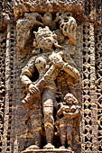 Orissa - Konarak - The Sun Temple, the hall of offerings (bhoga mandapa) also called nata-mandir (hall of dancers) because of the multitude of carvings of musicians and dancers 