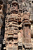 Orissa - Konarak - The Sun Temple. Detail of the decoration of the Mayadevi temple (formerly dedicated to Surya's wife Chayadevi, the goddess of the shadow).