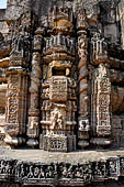 Orissa - Konarak - The Sun Temple. Detail of the decoration of the Mayadevi temple (formerly dedicated to Surya's wife Chayadevi, the goddess of the shadow).